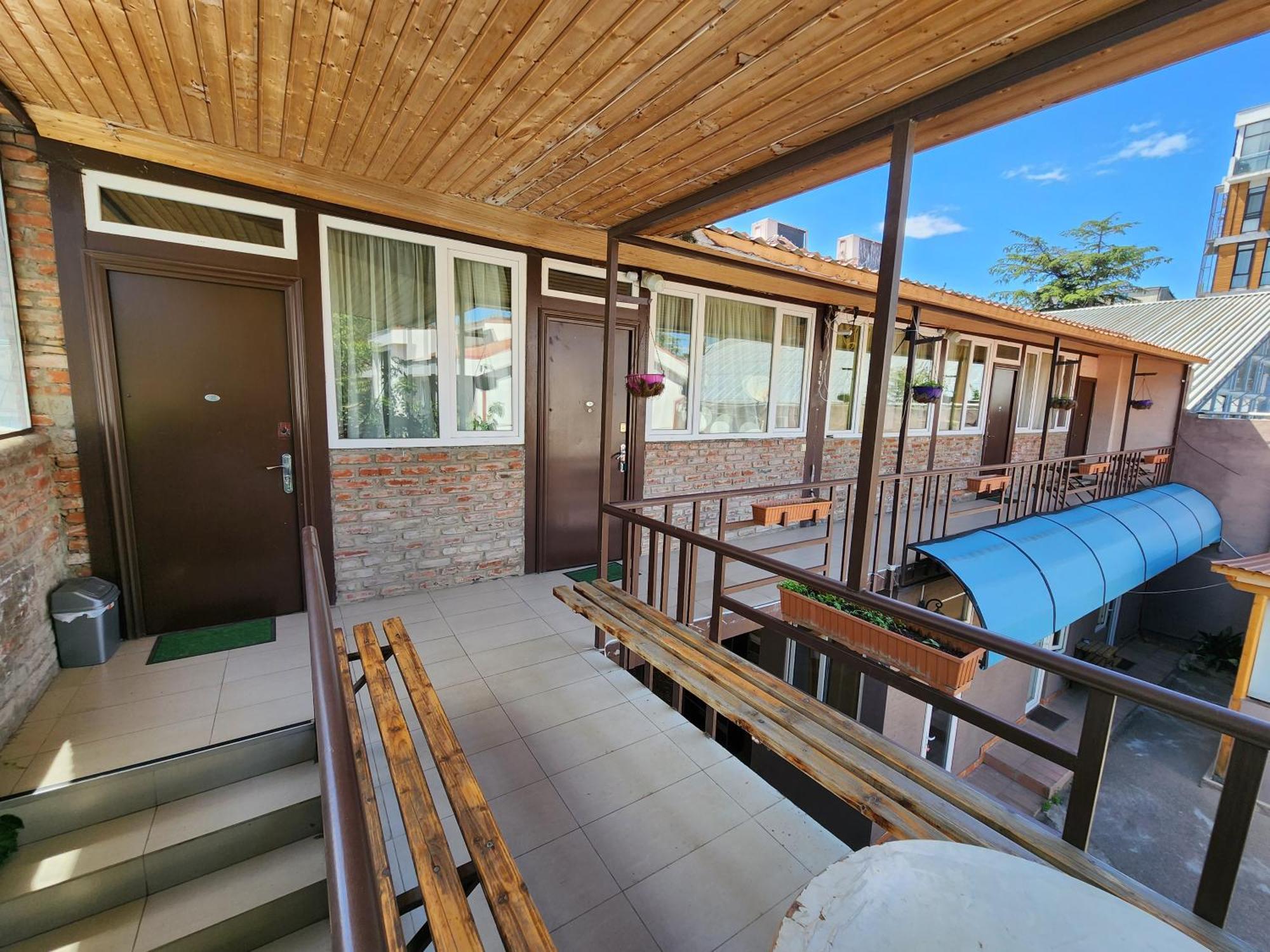 Gallary Hostel تبليسي المظهر الخارجي الصورة