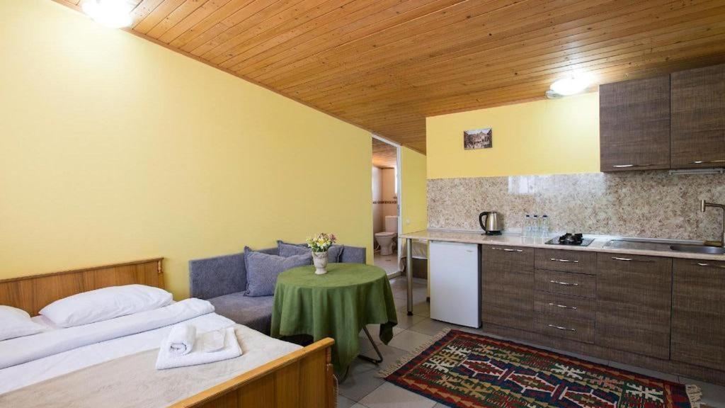 Gallary Hostel تبليسي المظهر الخارجي الصورة